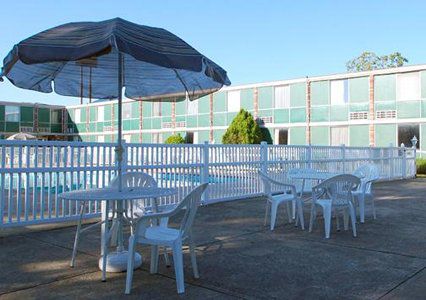 Rodeway Inn Медина Удобства фото